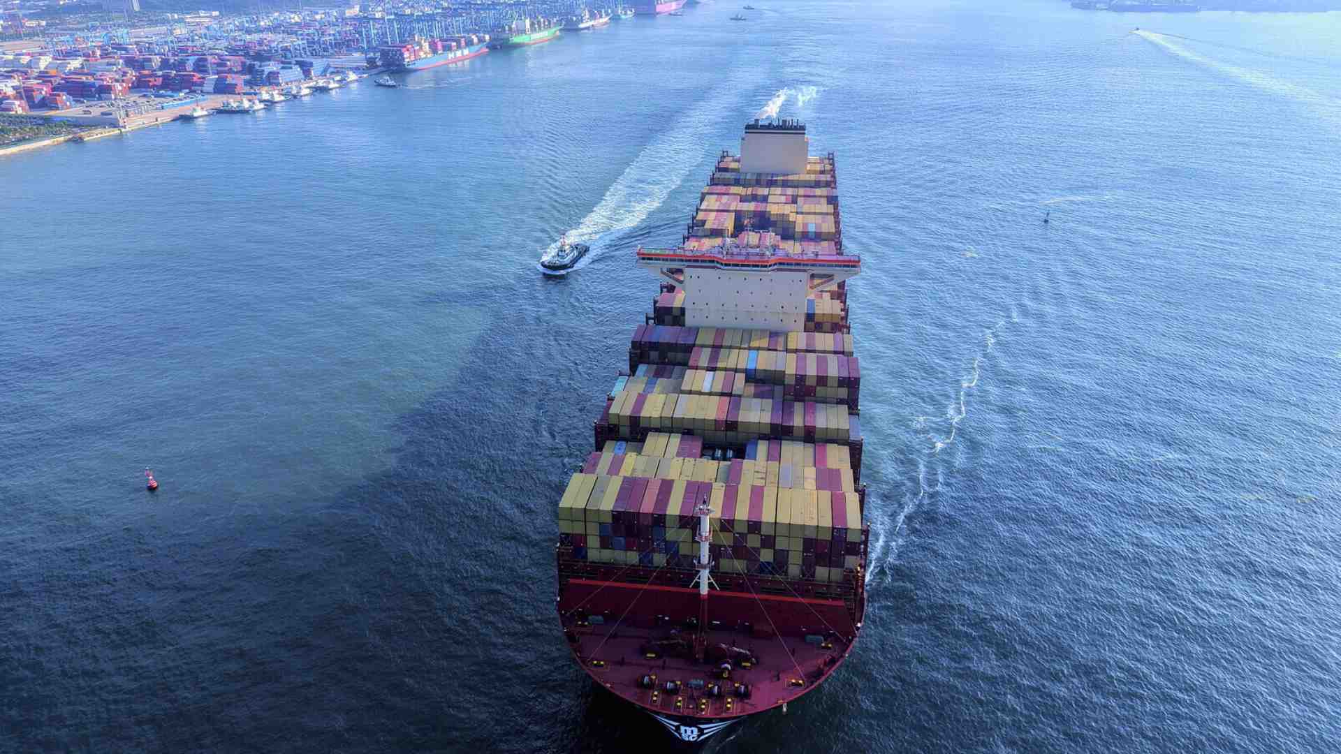 Entrano in vigore i dazi. Trump festeggia