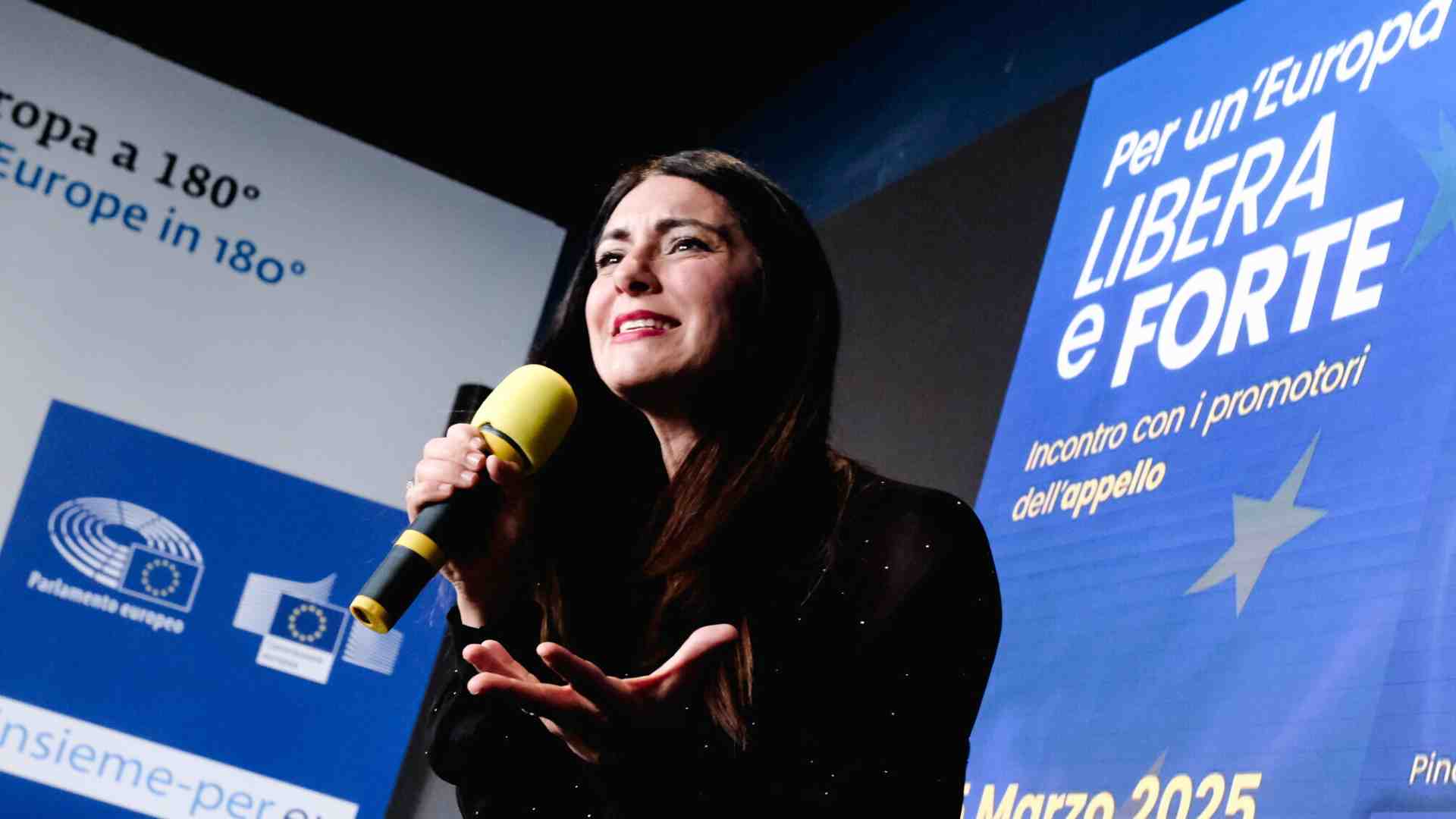 Picierno (Pd): “Il vertice Trump-Putin? Fa bene Meloni ad agganciarsi al gruppo dei volenterosi pro Kyiv”