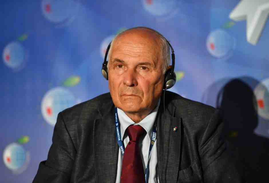 “Trump e Putin vogliono fregare Zelensky. La Ue deve restargli vicino”. Parla il generale Camporini