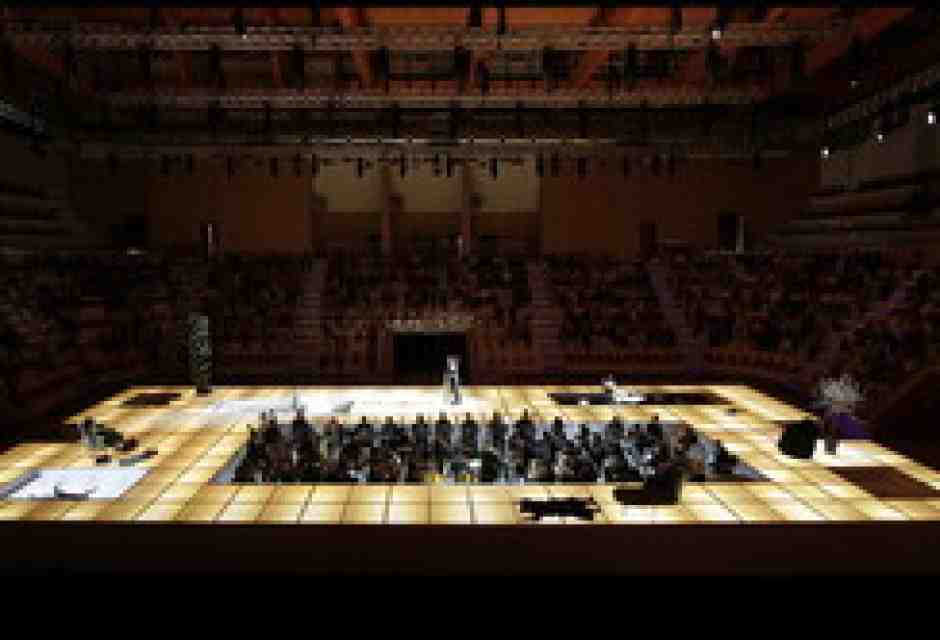 Al via il Rossini Opera Festival. Delirio per le voci di “Zelmira”, ma molti boh che diventano buh per la regia