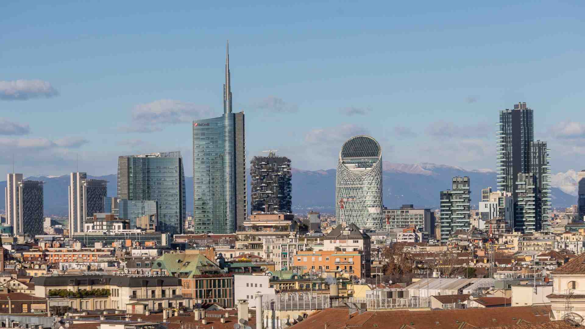 La disastrosa pretesa (smentita dal Riesame) di punire le chat di Milano in nome di una orwelliana “democrazia urbanistica”