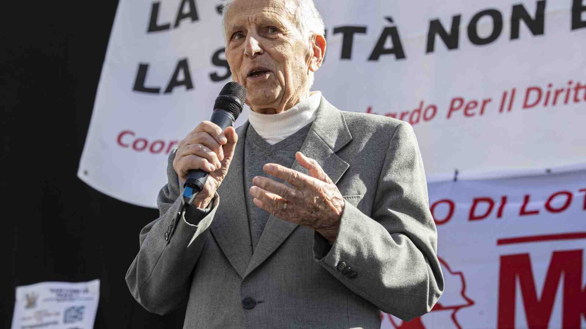 Garattini: "Il ministro Schillaci reagisca contro le nomine della Commissione vaccini. E' un insulto ai morti Covid"