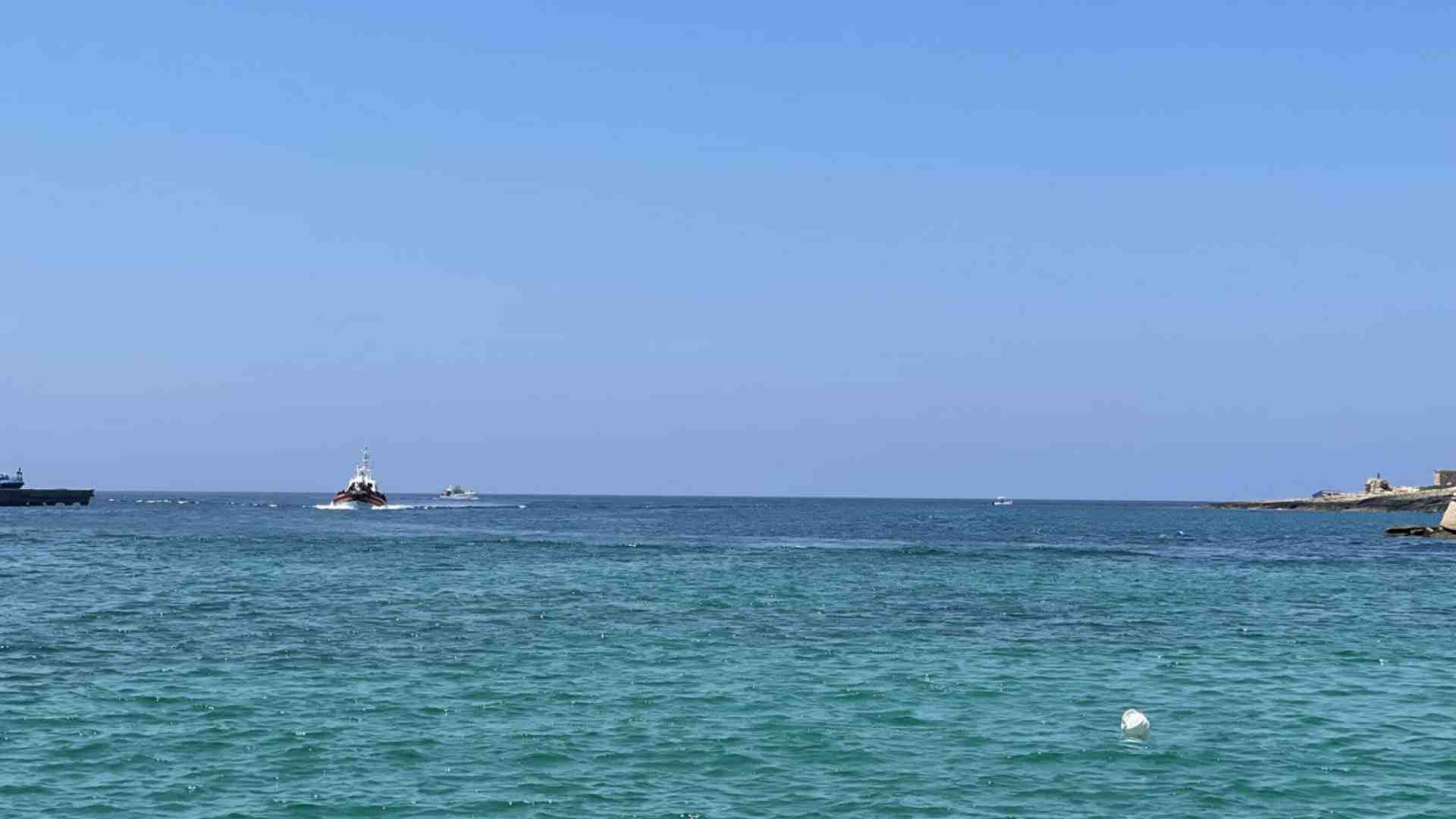 C'è stato un naufragio al largo di Lampedusa. Decine di morti