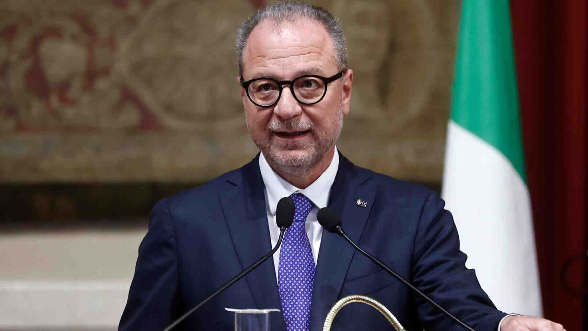 Parla Mulé (FI): “Salvini inconcludente. Sui rom fa chiasso, pensa solo ai like. La soluzione non è bruciare tutto”