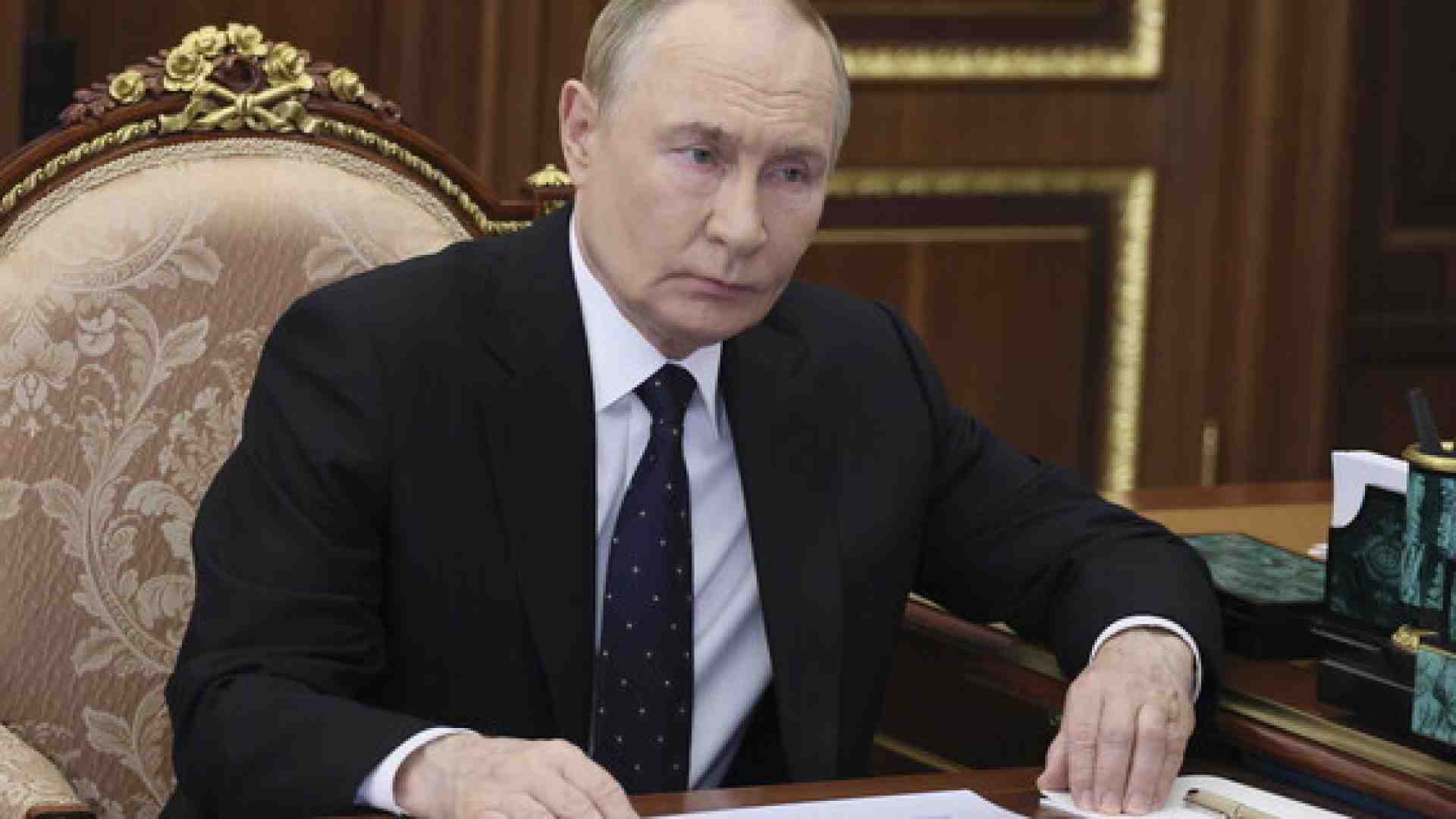Putin è pronto per l'Alaska, ma sull'Ucraina non cambia idea
