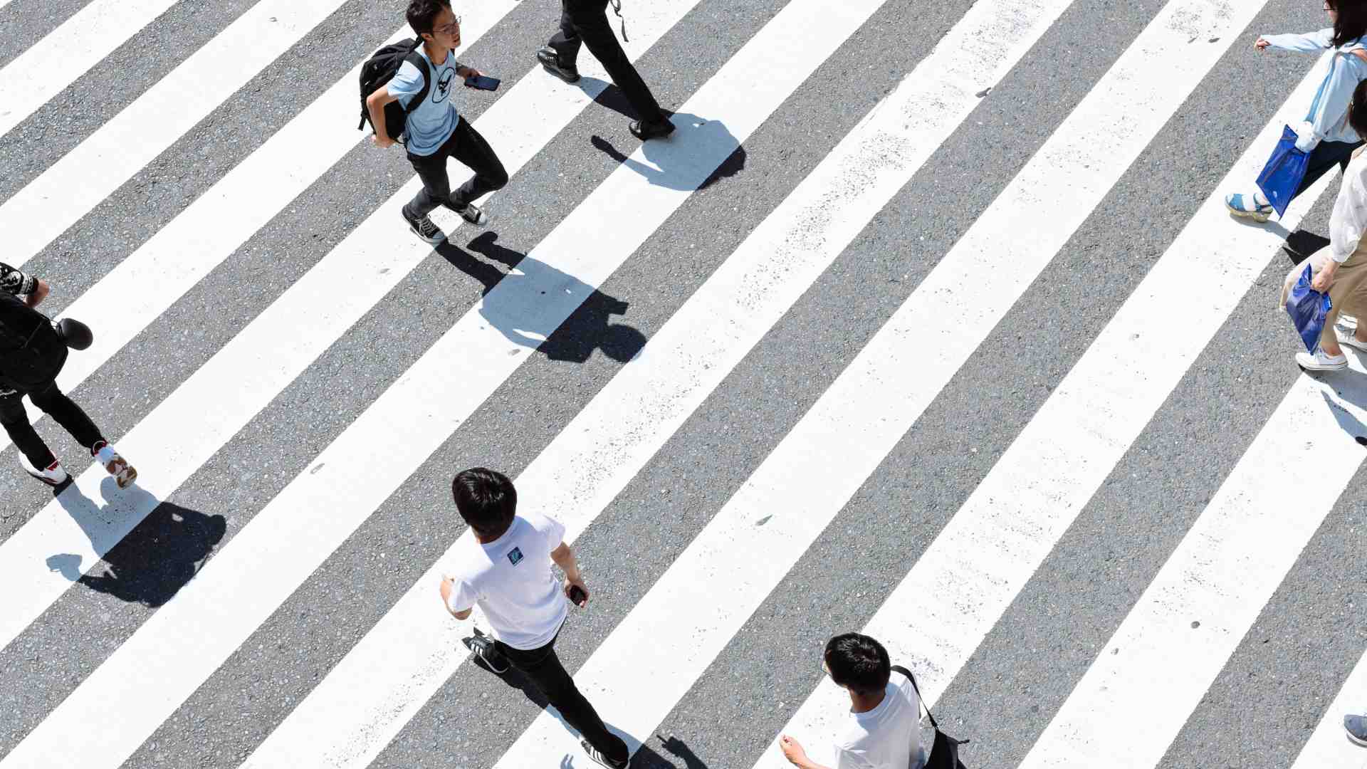 Aridateci la normalità