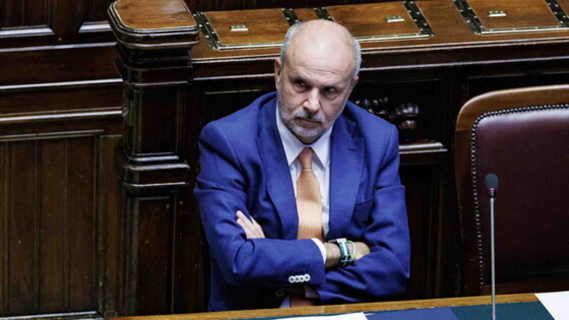 Via i no vax dal Gruppo tecnico sulle vaccinazioni. I problemi per Schillaci restano