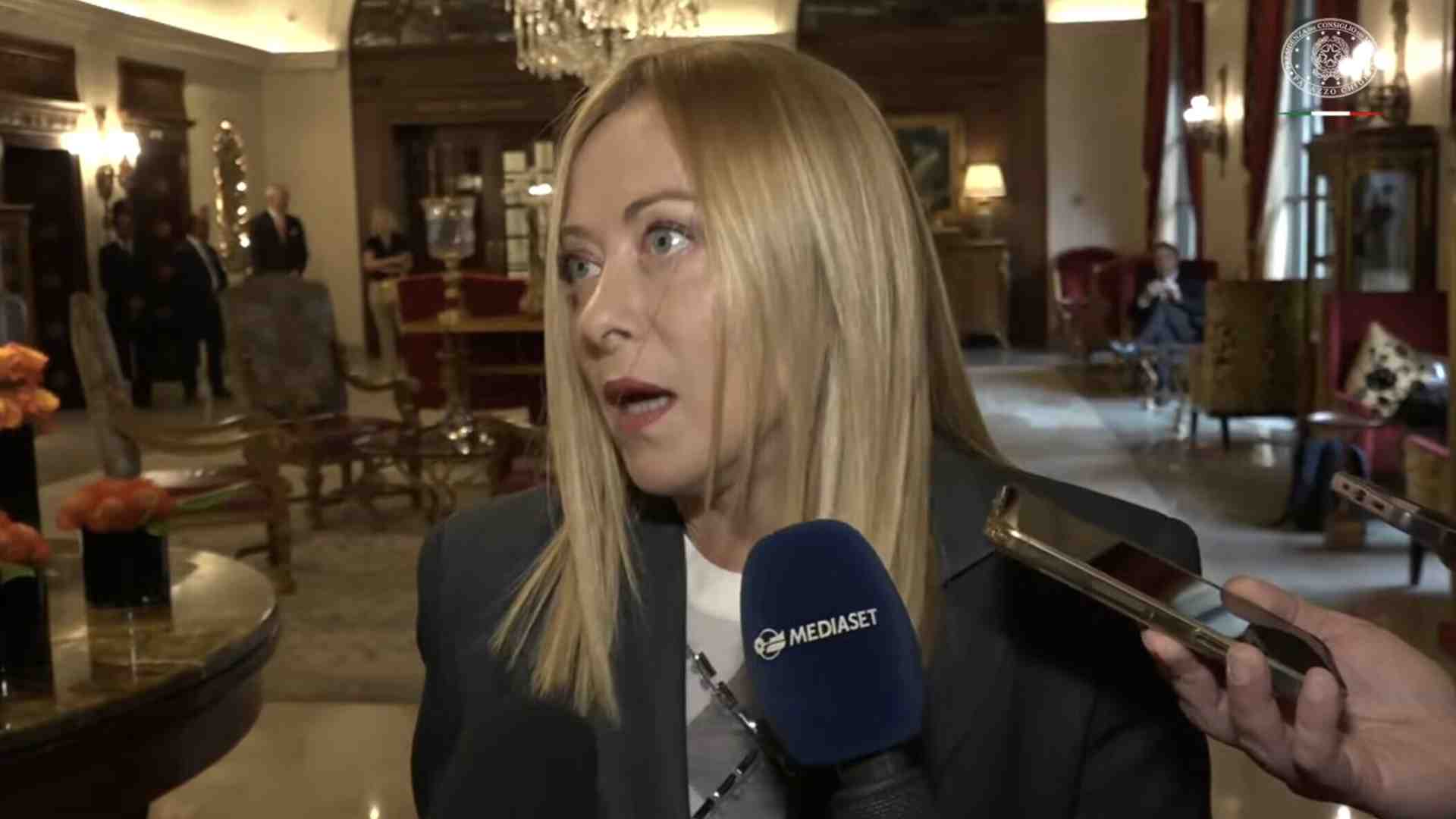 Meloni dalla Casa Bianca: "Per Kyiv la soluzione non è facile, si parte dalla proposta italiana"