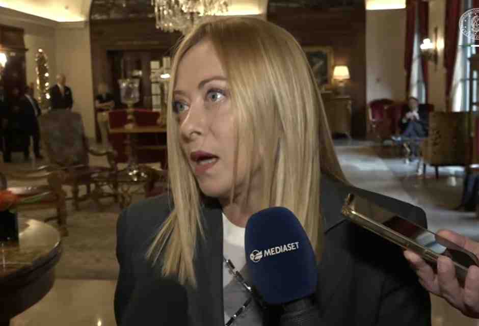 Meloni dalla Casa Bianca: "Per Kyiv la soluzione non è facile, si parte dalla proposta italiana"