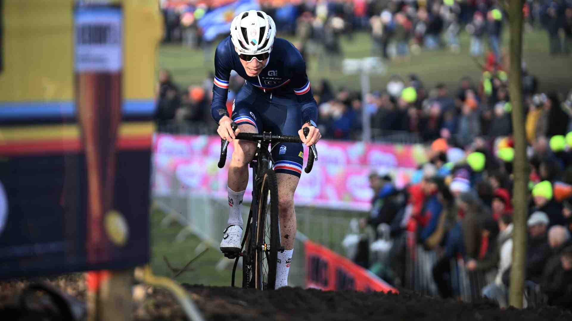 Vuelta 2025 | Le prime tre settimane di Léo Bisiaux