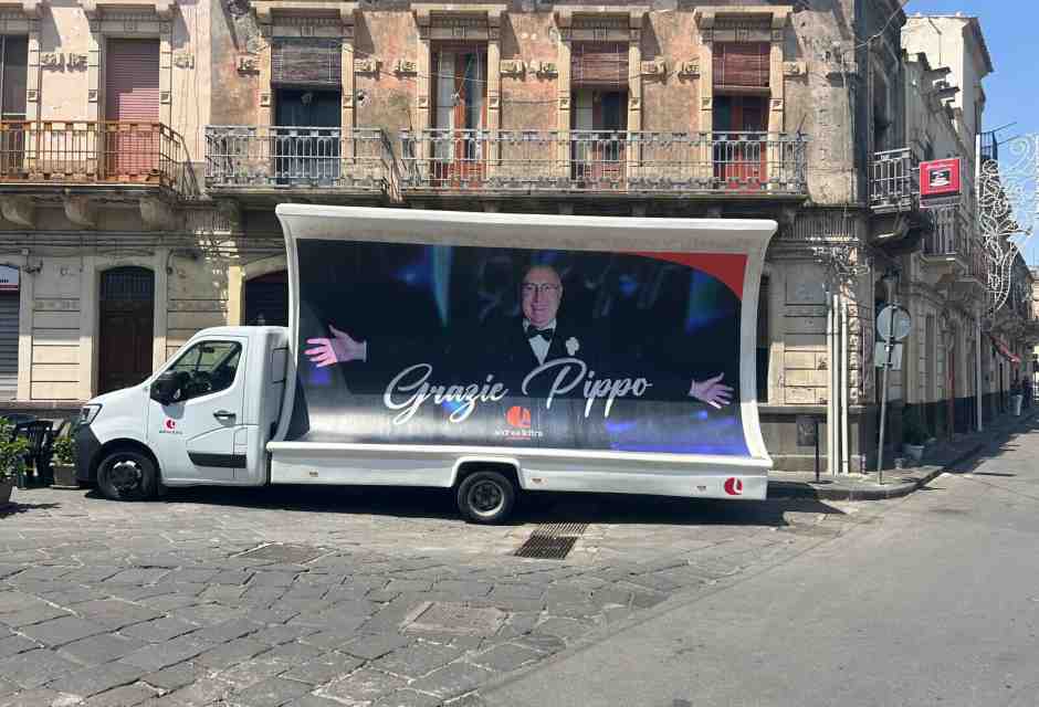 Militello caput mundi. Il funerale di Baudo è la “baudosagra”