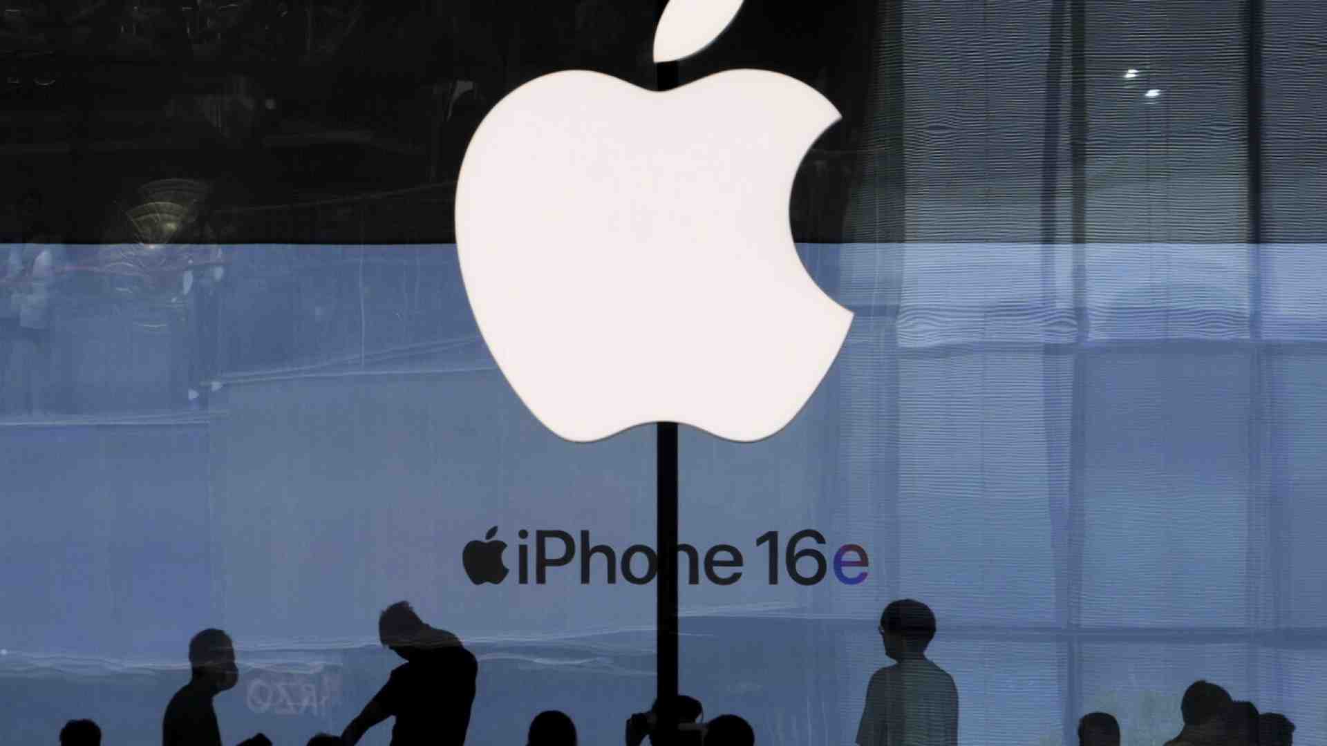 Entrismo fiorentino all’Apple Store, in un’ordinaria giornata agostana