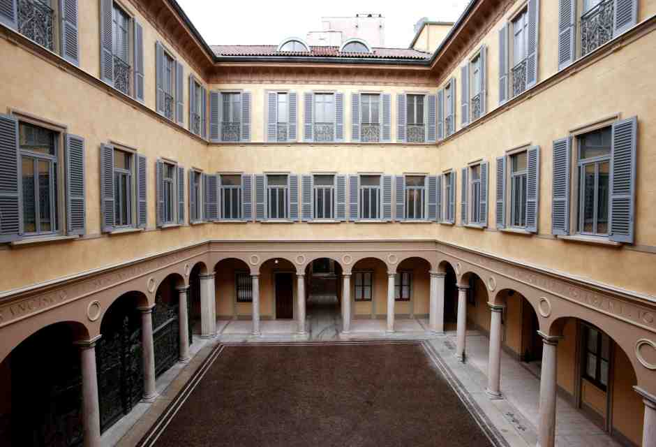 Mediobanca, sconfitto Nagel: la scalata di Siena può proseguire