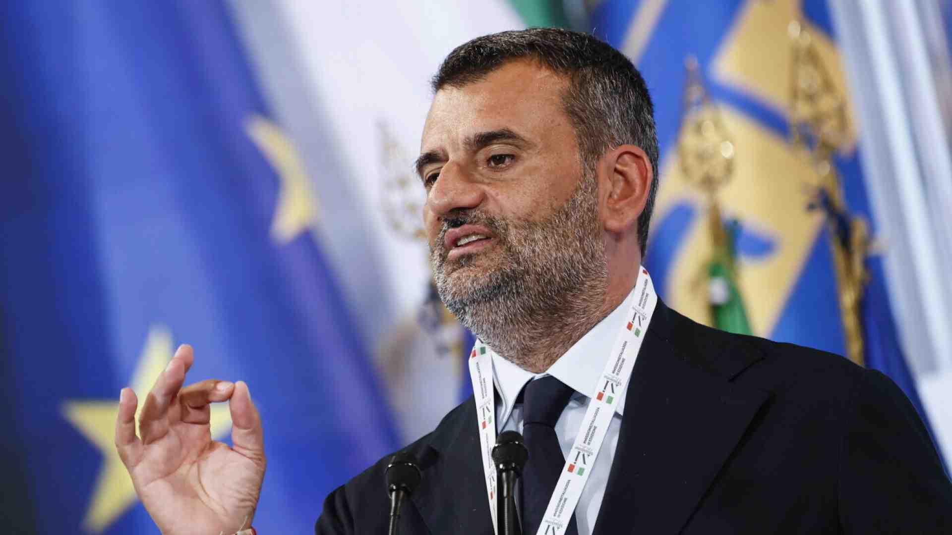 Lo squillo di Antonio Decaro a Elly Schlein