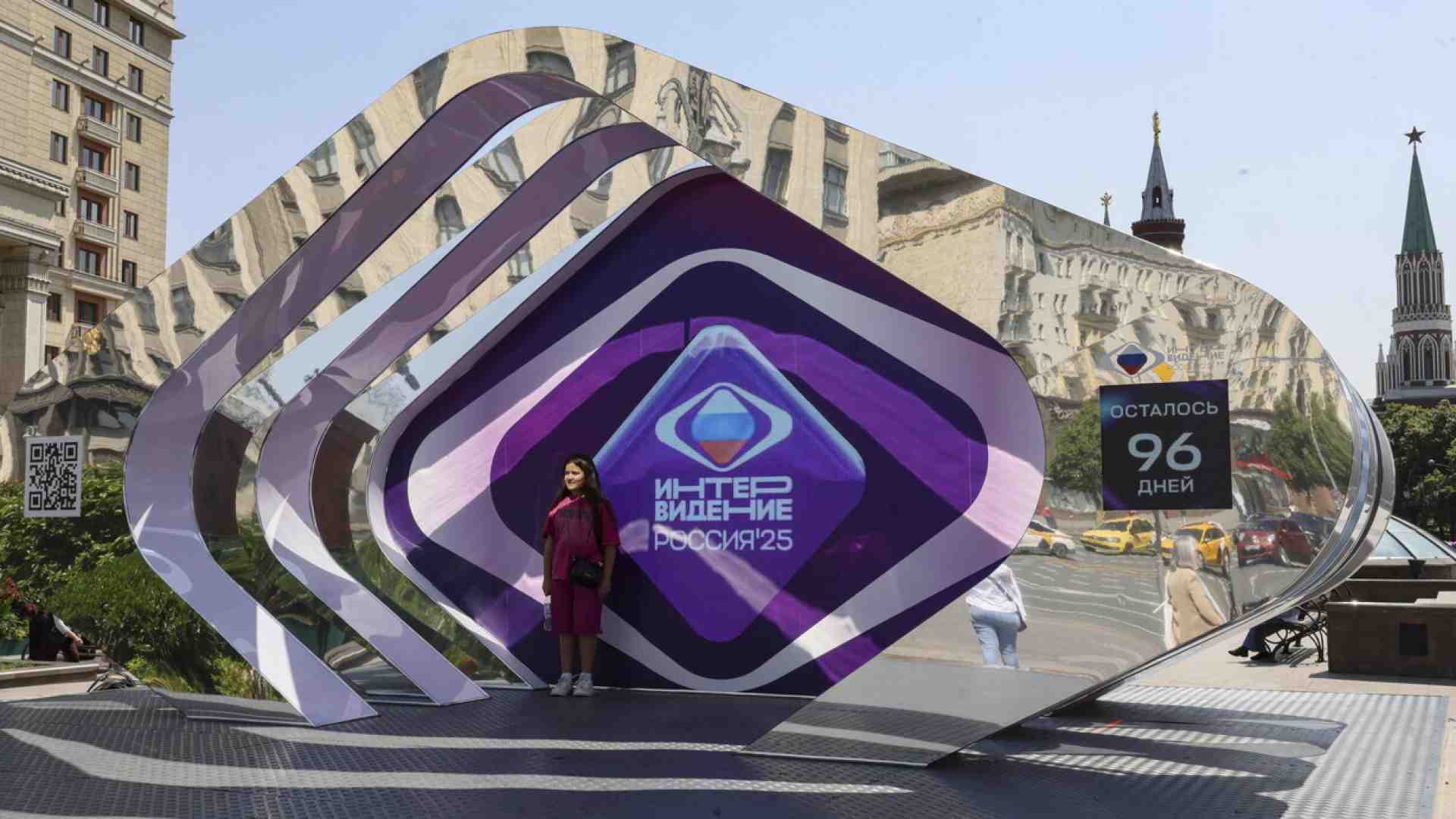 In coro con Putin: Mosca si fa il suo Eurovision