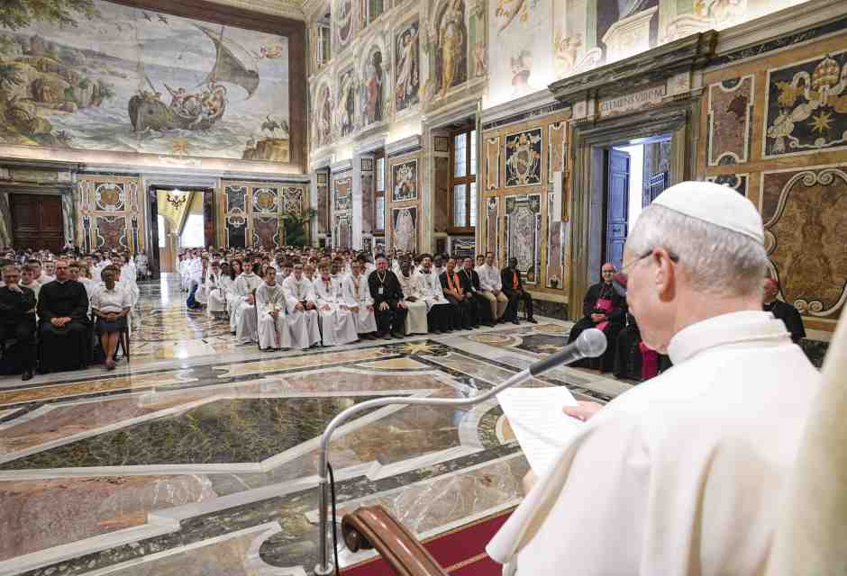 No, per Leone XIV le religioni non sono tutte uguali: "Solo Gesù ci salva"