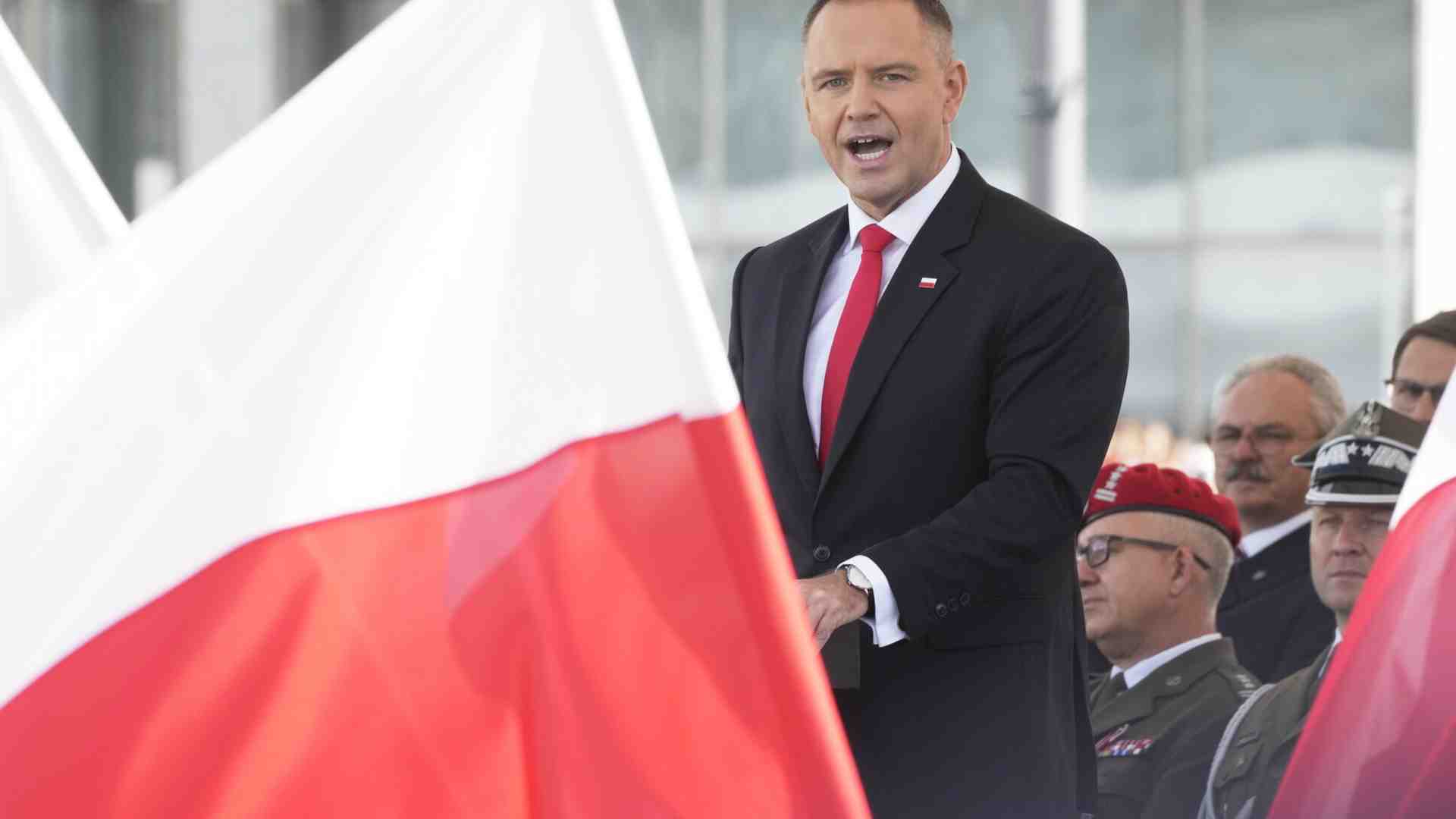 Il nuovo presidente polacco prende decisioni che piacciono a Mosca