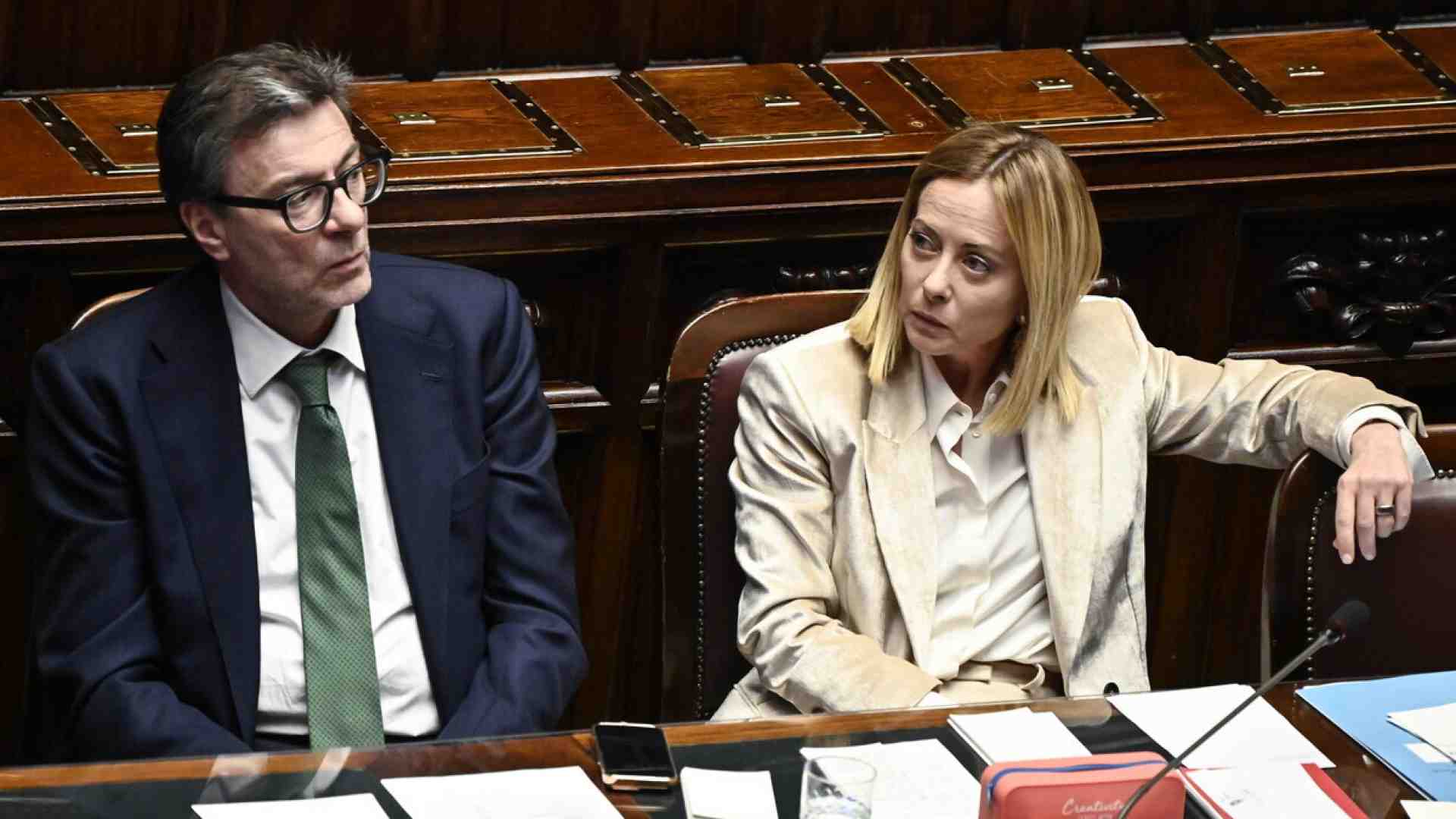 Con la manovra il governo guarda agli elettori, meno all’industria