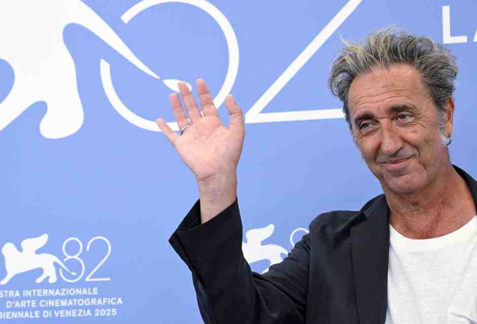 Atmosfere sorrentiniane al Lido e l’AI messa alla prova su “La Grazia”