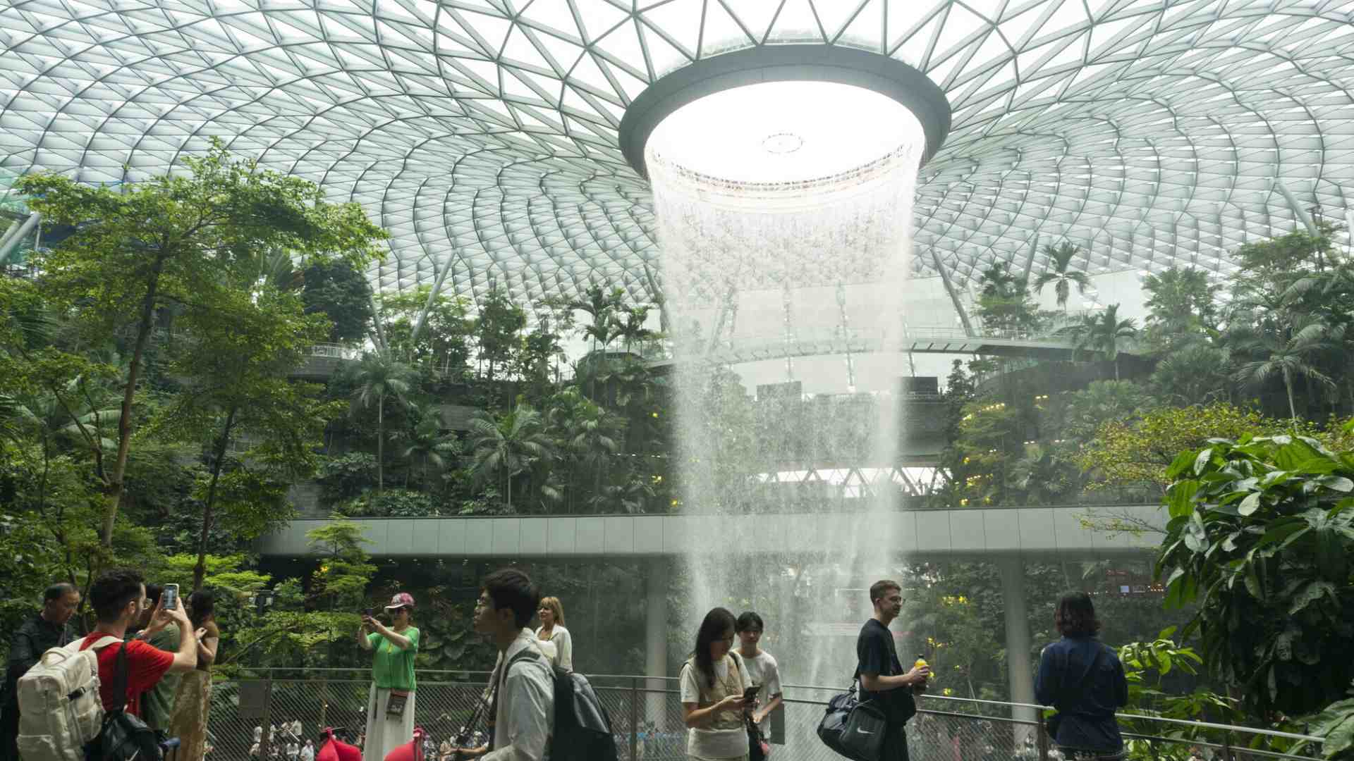 Gli implacabili divieti di Singapore