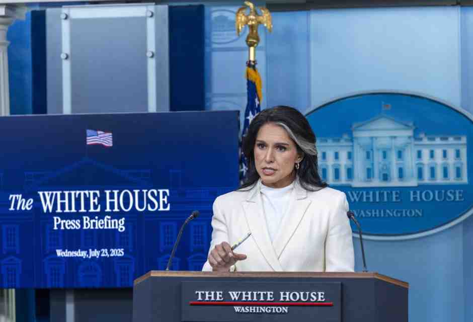 Tulsi Gabbard licenzia un’esperta di Russia della Cia. L’epurazione della competenza