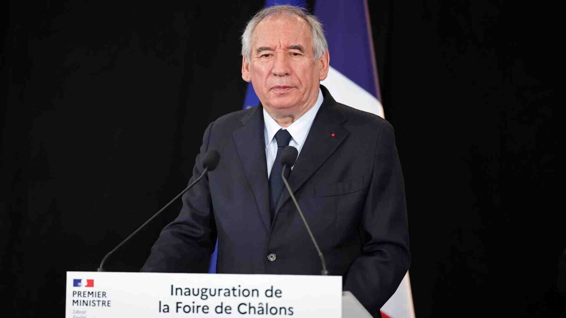 La denuncia liberatoria di Bayrou contro l’egoismo dei boomer