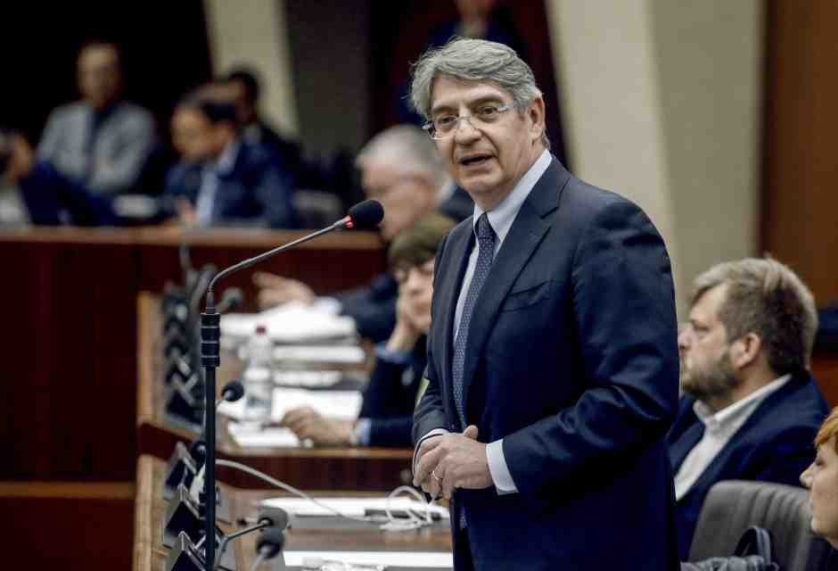 Regione Lombardia non spende bene i fondi europei. Replica a Fontana