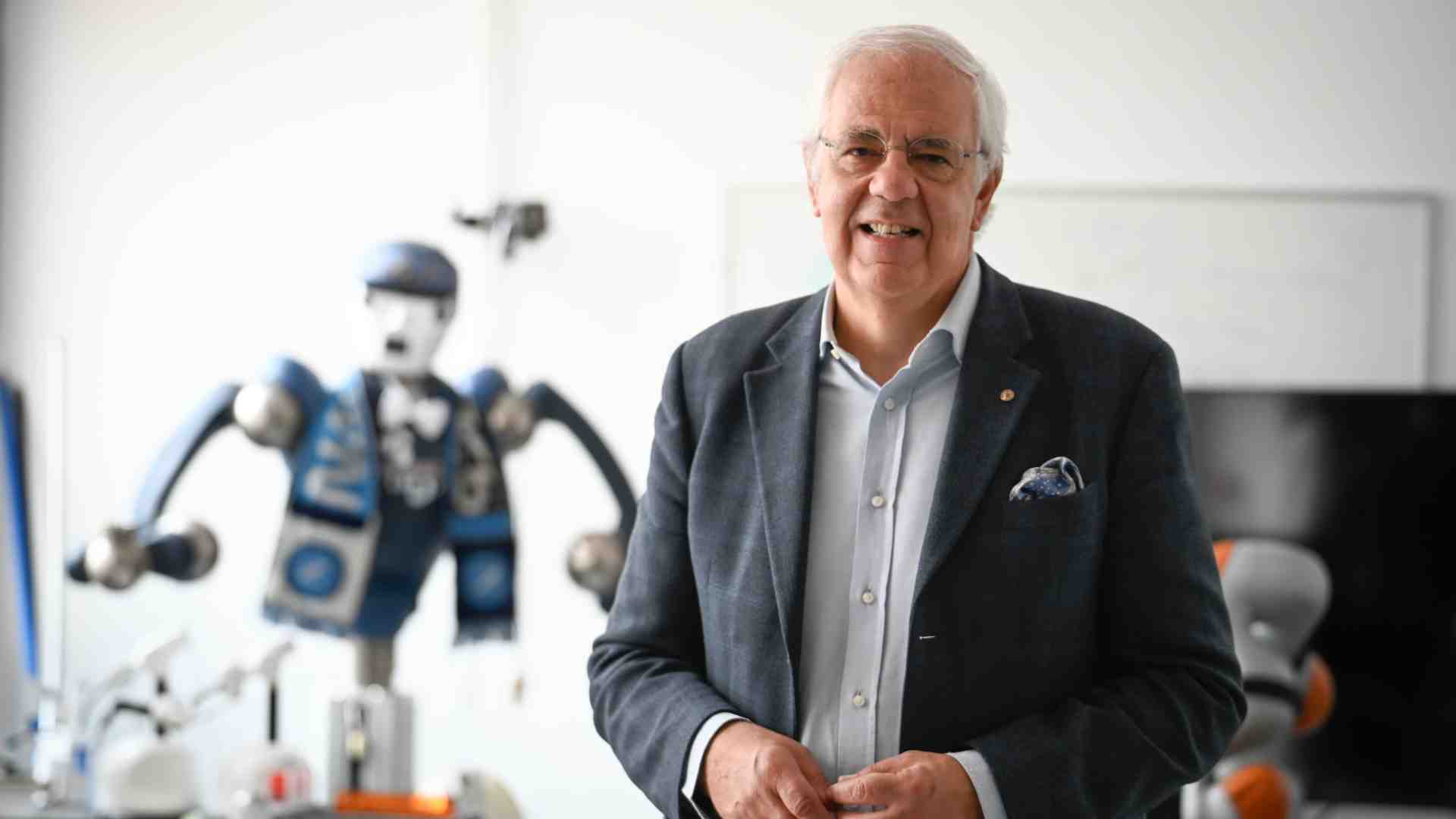 Bruno Siciliano, luminare dei robot: “Rifiutai l’America per Maradona”