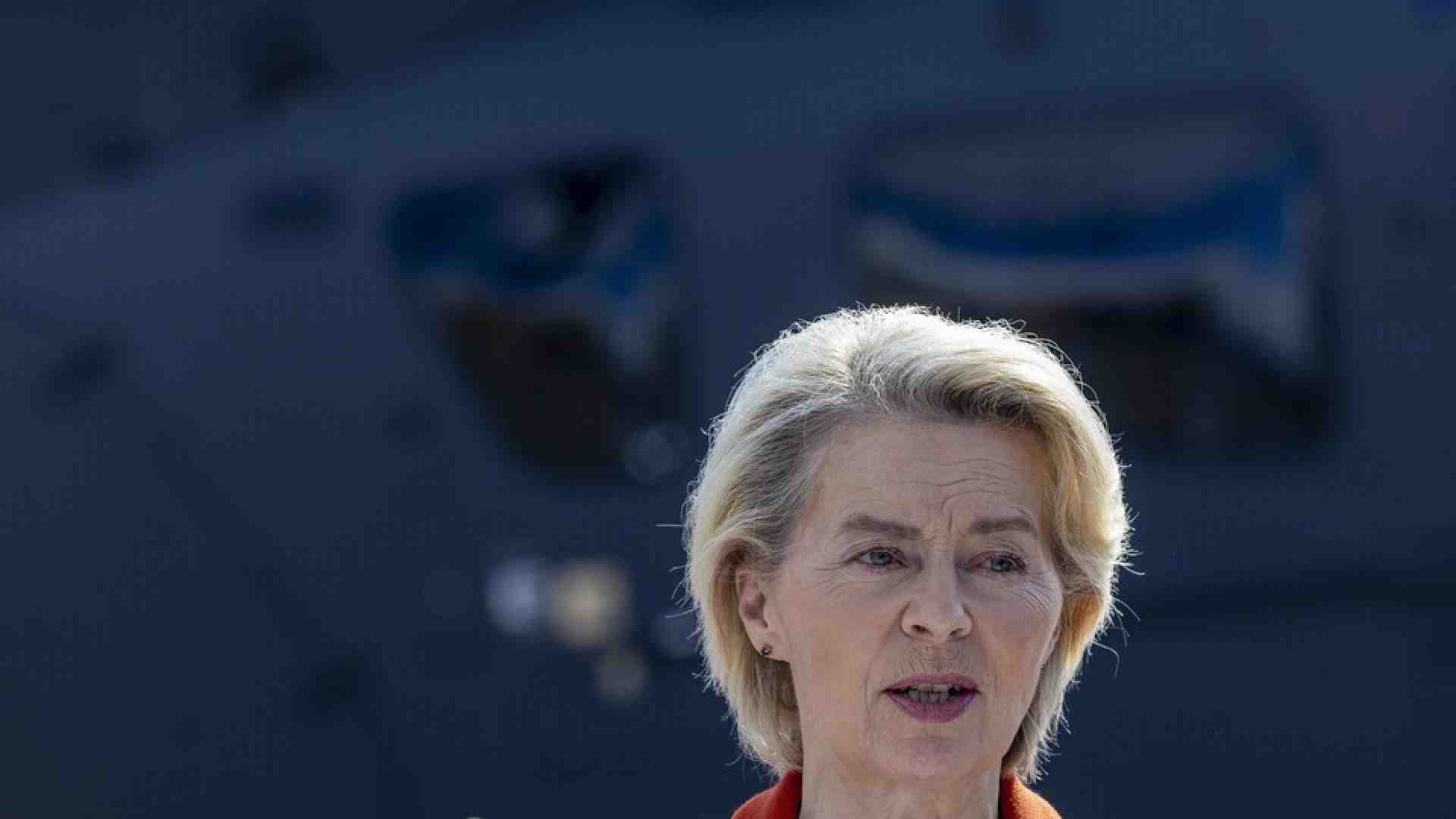 Chi c'è dietro l'interferenza al Gps dell'aereo di Ursula von der Leyen
