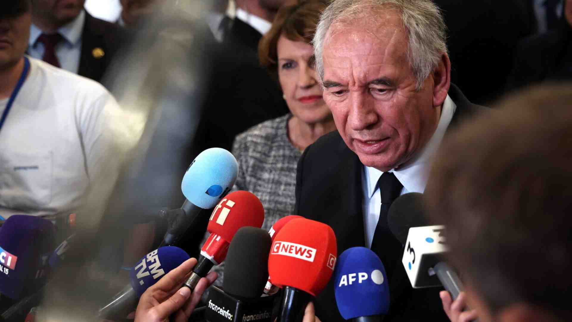 Dumping fiscale? In realtà Bayrou ha fatto un complimento all’attrattività dell’Italia