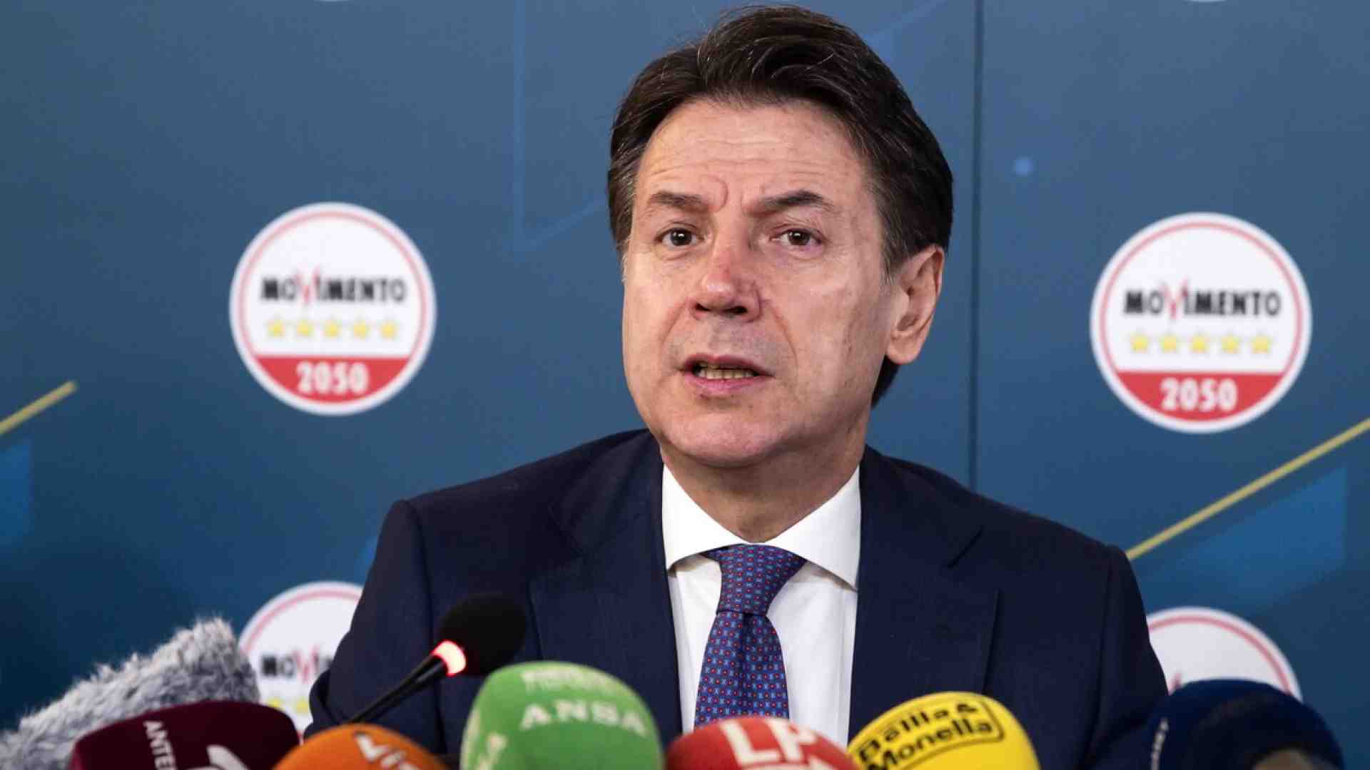 Nelle Marche (per Ricci) Conte non si fa vedere. Ma il M5s: “Arriverà presto”