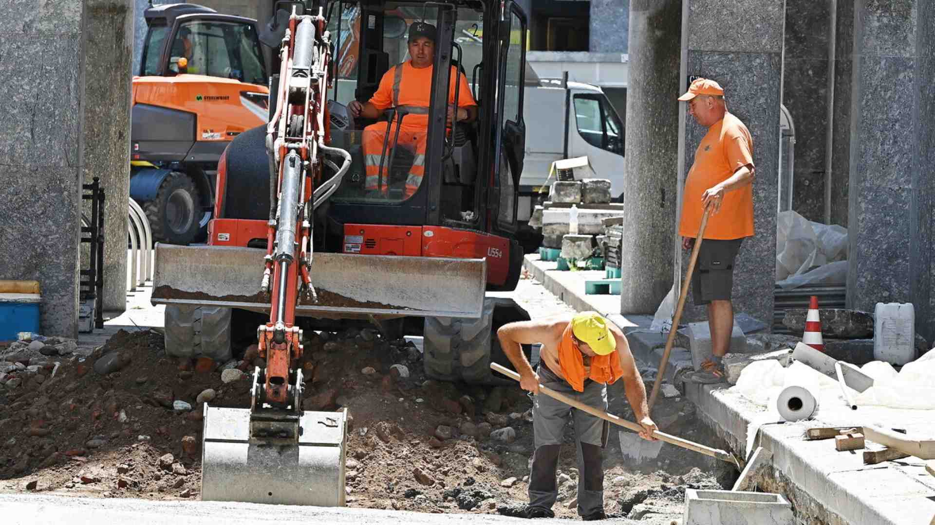 L'Italia ha 120mila occupati in meno di quelli che pensava