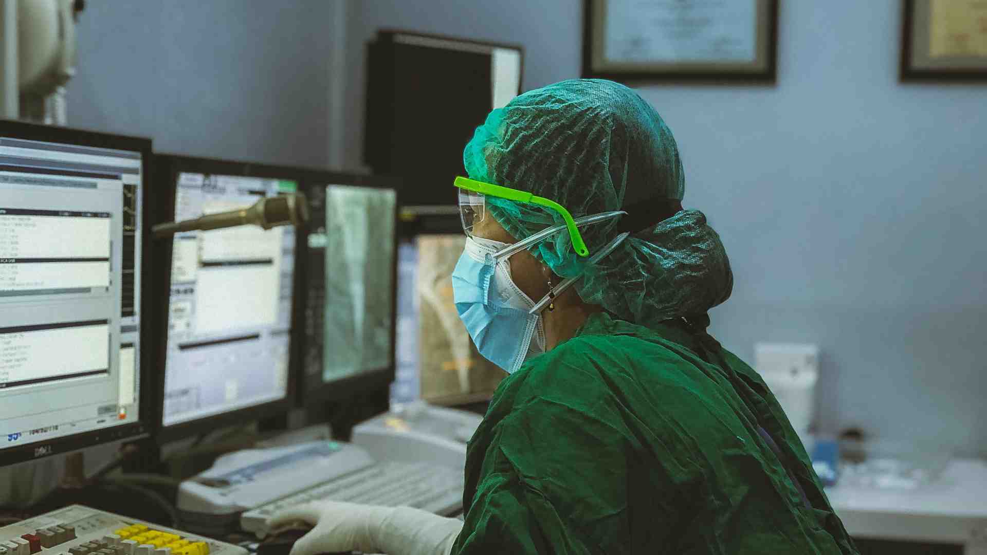 Cosa c’è da salvare (e cosa no) nel nuovo scudo penale per i medici