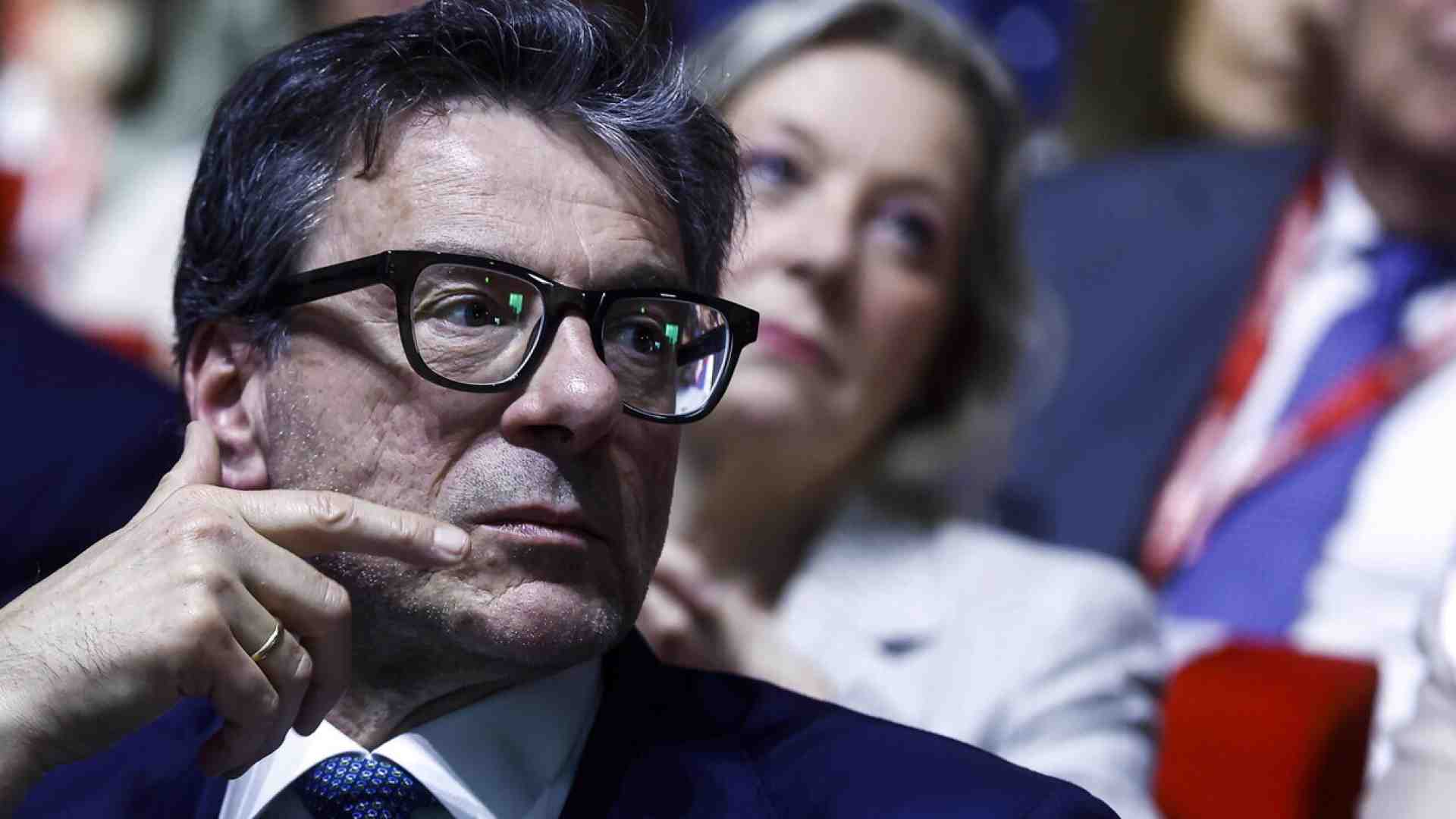 Tassare gli extraprofitti delle banche non aiuta famiglie e imprese. Falsi miti da sfatare