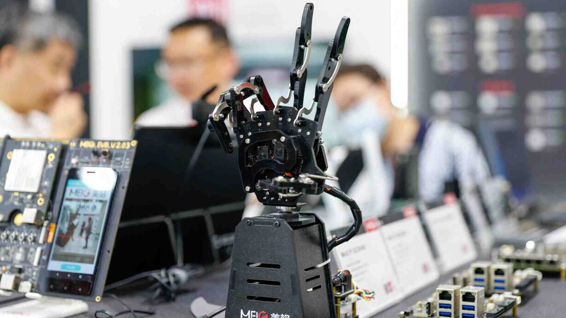 Come gli italiani vedevano il 2000 e oltre. Un’antologia