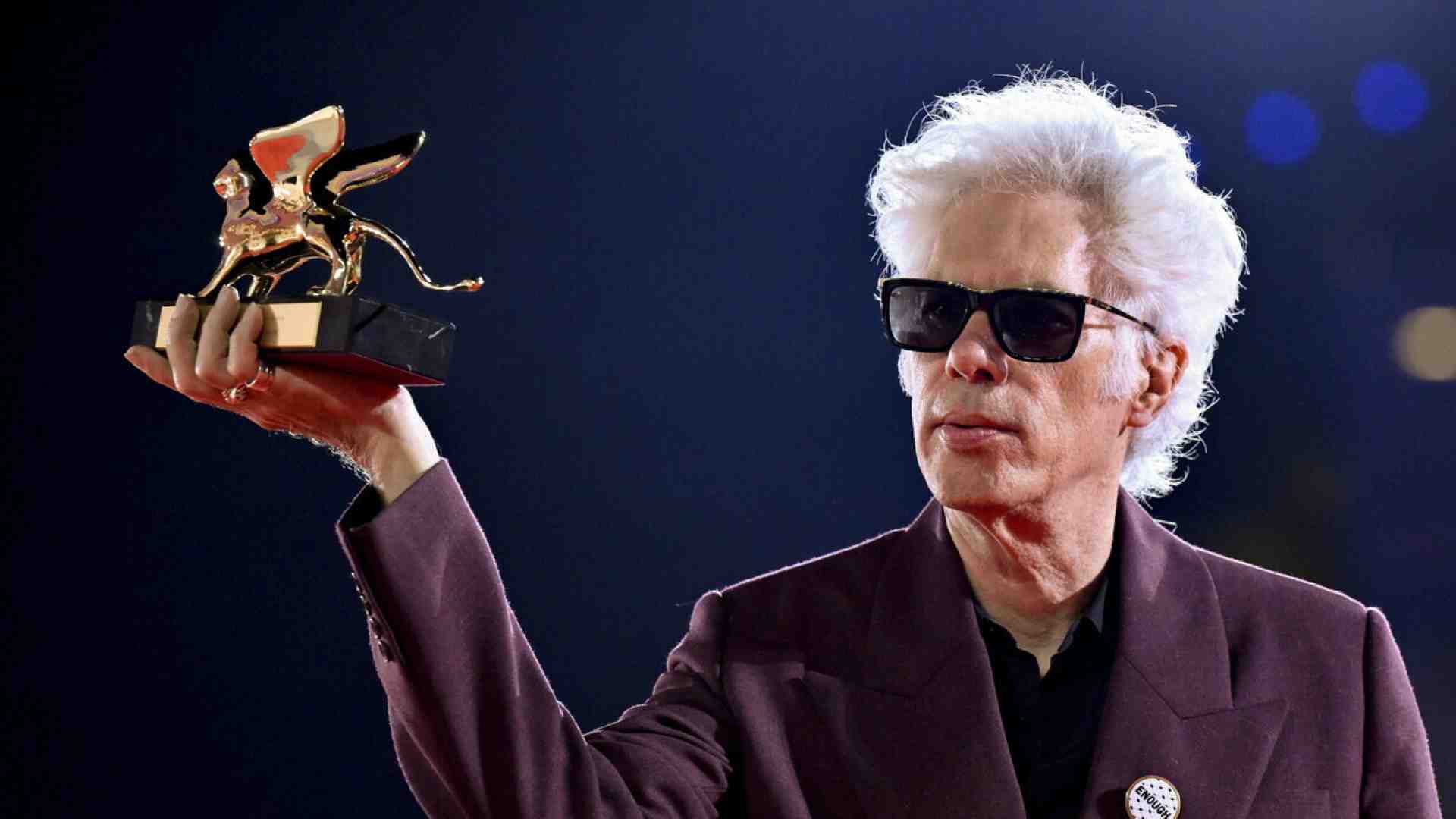 A Venezia 2025 il Leone d'oro inaspettato va a Jarmusch. Servillo miglior attore
