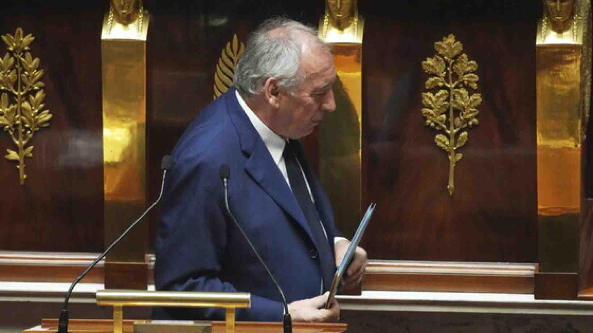 Bayrou non ottiene la fiducia