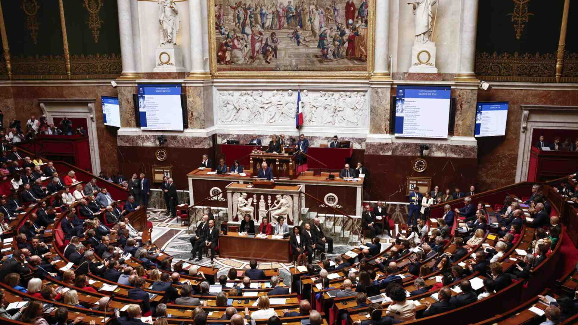 Il governo Bayrou non verrà ricordato, il discorso di ieri del premier uscente sì