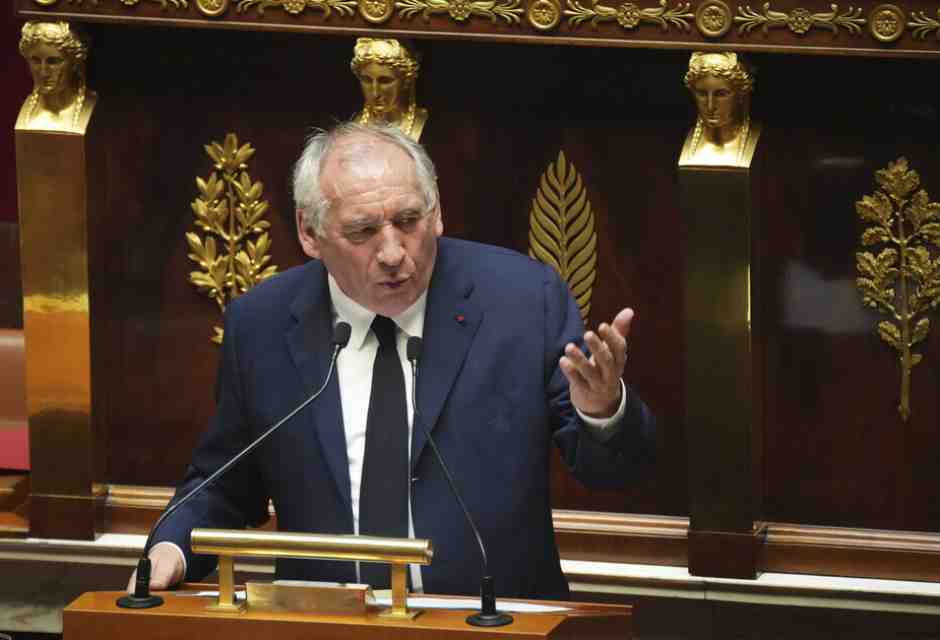 Nella Francia della crisi permanente è in discussione la pace sociale