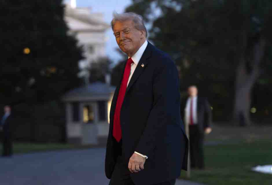 Il cialtronismo no vax di chi vuole tagliare la ricerca sui vaccini a mRna