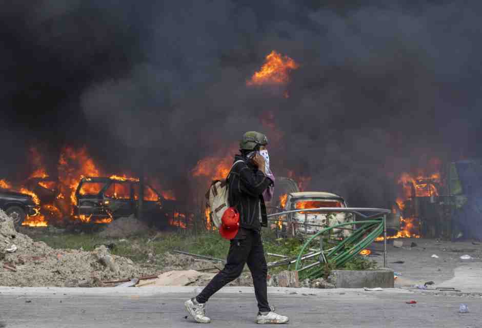 Le proteste in Nepal costringono il primo ministro alle dimissioni
