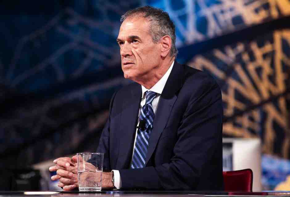 Cottarelli: "La Francia si è italianizzata, non fa i conti con la realtà. La manovra? Serve prudenza”