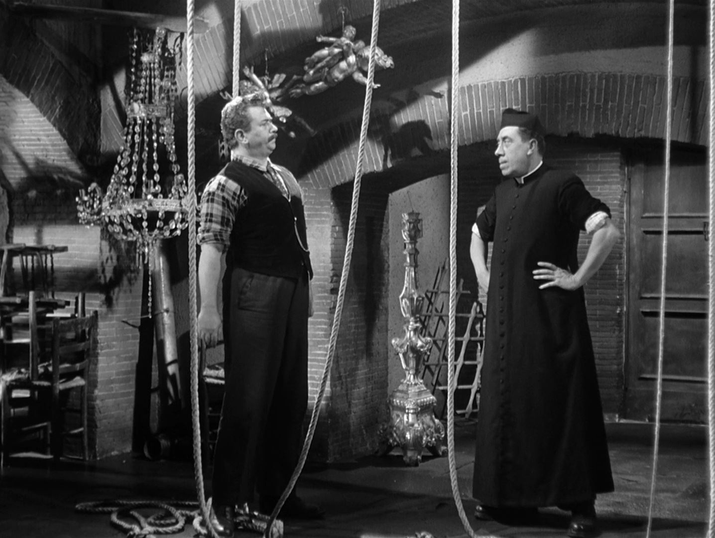 Gino Cervi e Fernandel, amici-nemici uniti in cucina