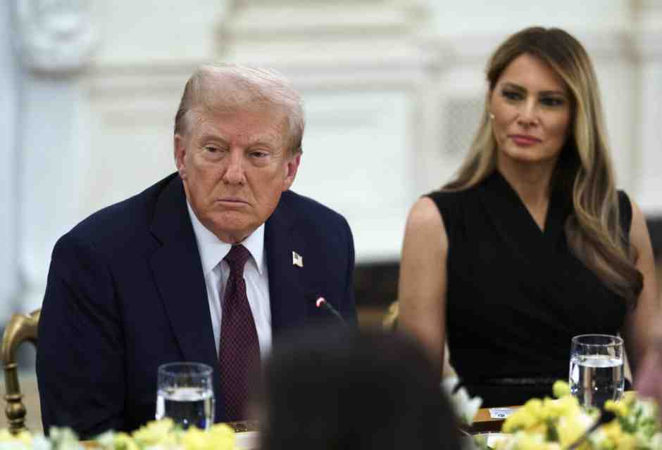 Gli elogi di Melania Trump all'AI, mentre il mondo Maga si mette di traverso