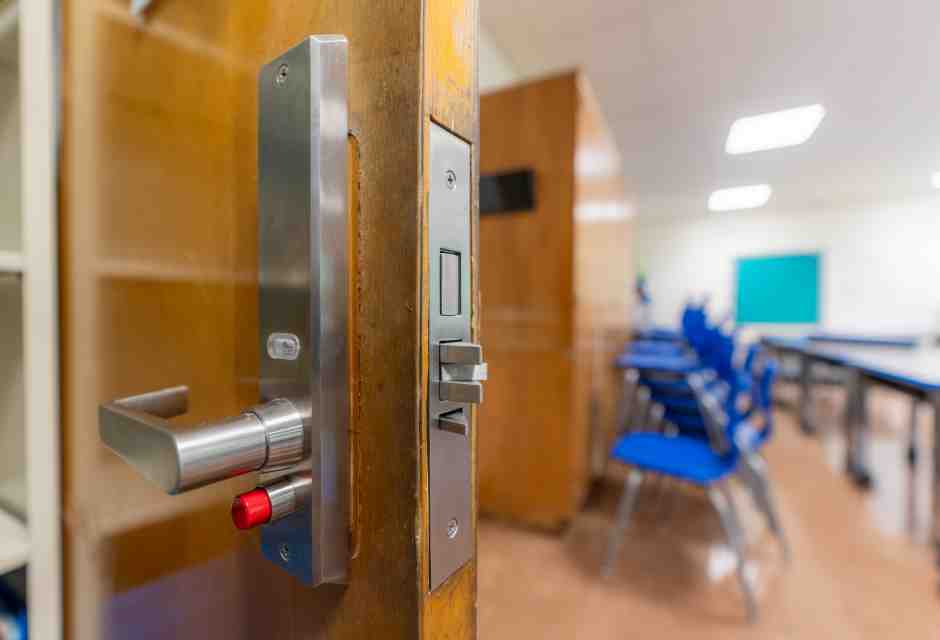 Così le scuole americane provano a difendersi dalle sparatorie (senza riuscirci)