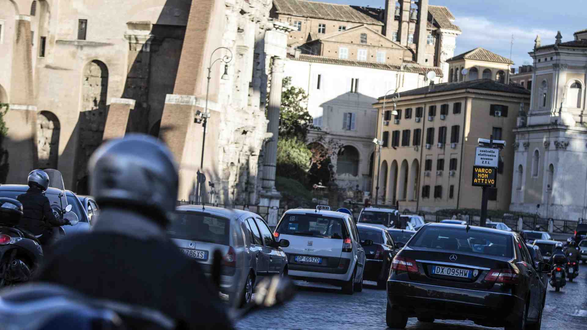 Roma rallenta a trenta chilometri all’ora: ecco dove e perché