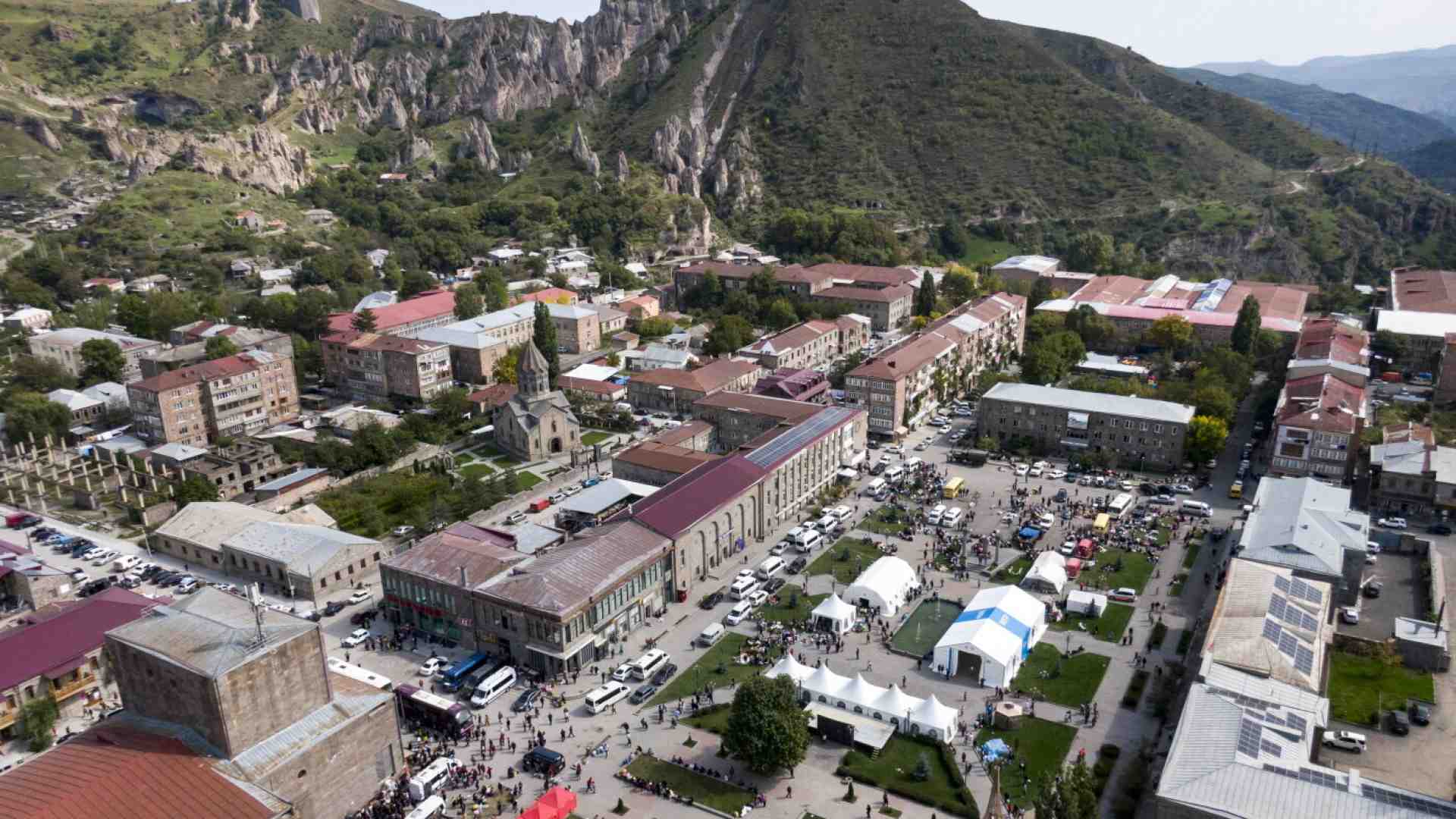 Viaggio sulla “Trump route”, la rotta che divide il Caucaso