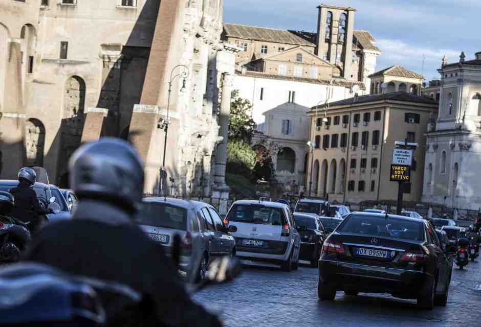 Roma rallenta a trenta chilometri all’ora: ecco dove e perché