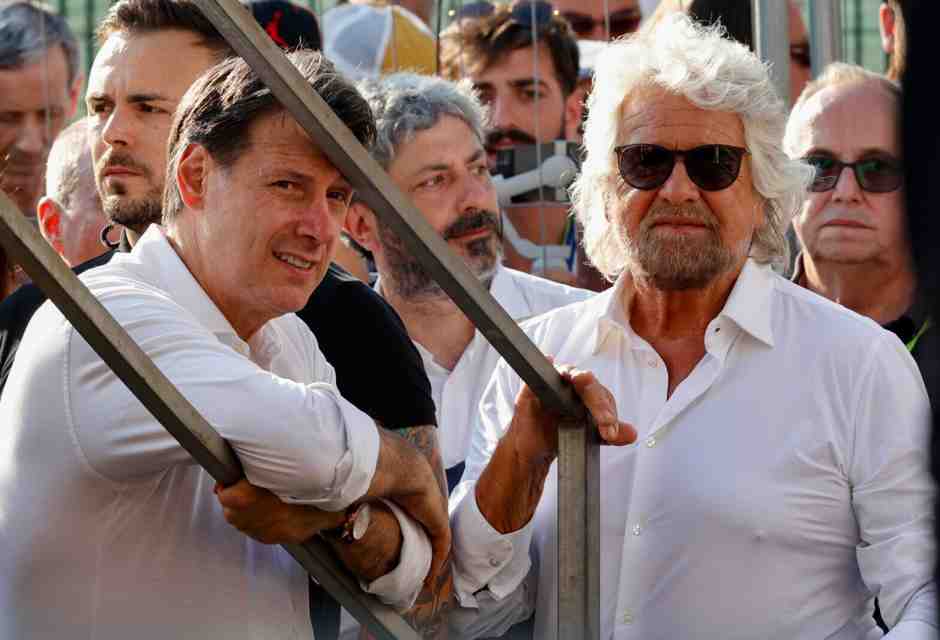 Dai vaffa di Grillo alla cura delle parole di Conte: il M5s ha smarrito pure l’unica cosa che sapeva fare