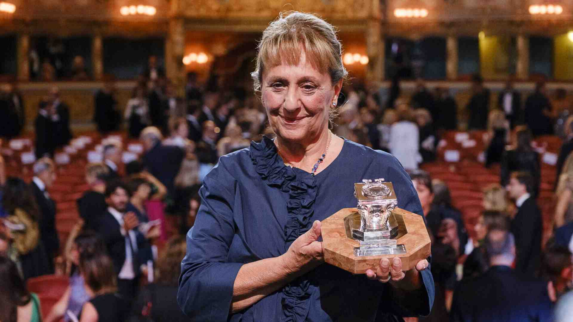 Wanda Marasco vince il Premio Campiello: il coraggio del difficile tra memoria, follia e la parola come atto morale